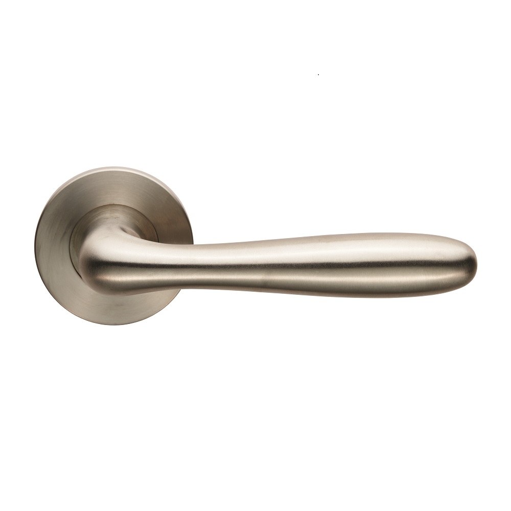 Peninsula Lever on 6mm Slim Fit Sprung Rose - Image 1