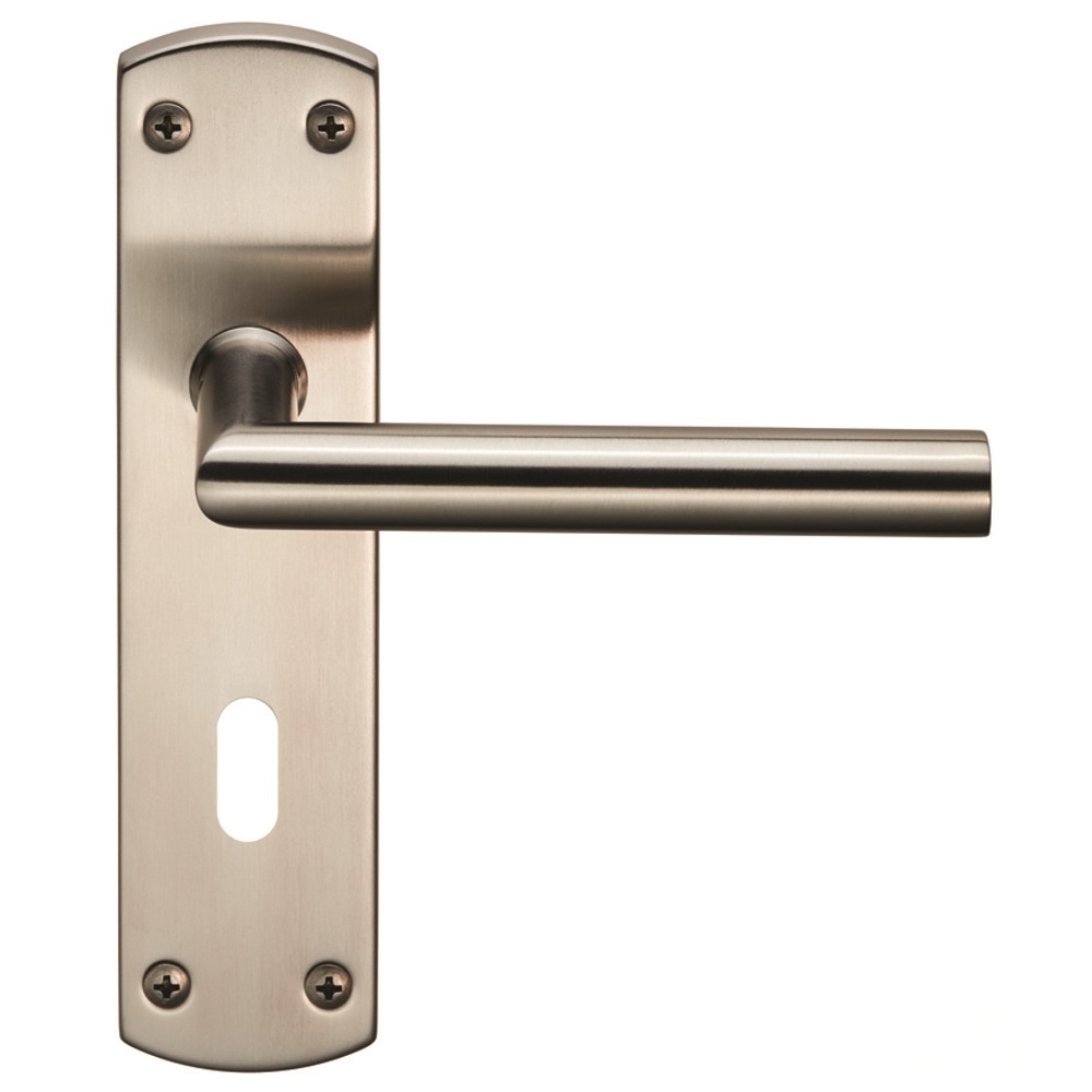 Residential Mitred Lever on Lock Backplate - Image 1