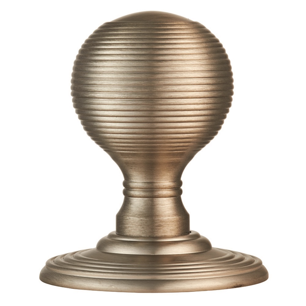 Delamain Reeded Knob - Image 1